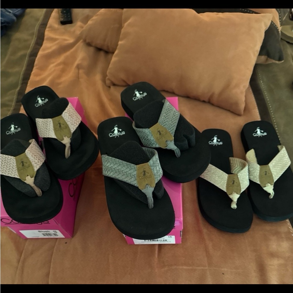 3 pair of Glitter Corkys